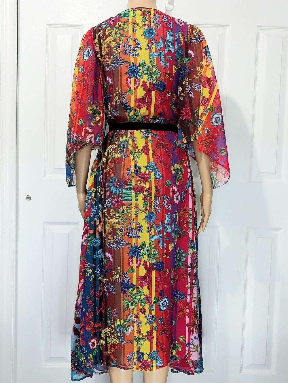 Golden Goose Floral Patchwork Wrap Dress, Size 40 - Picture 3 of 9